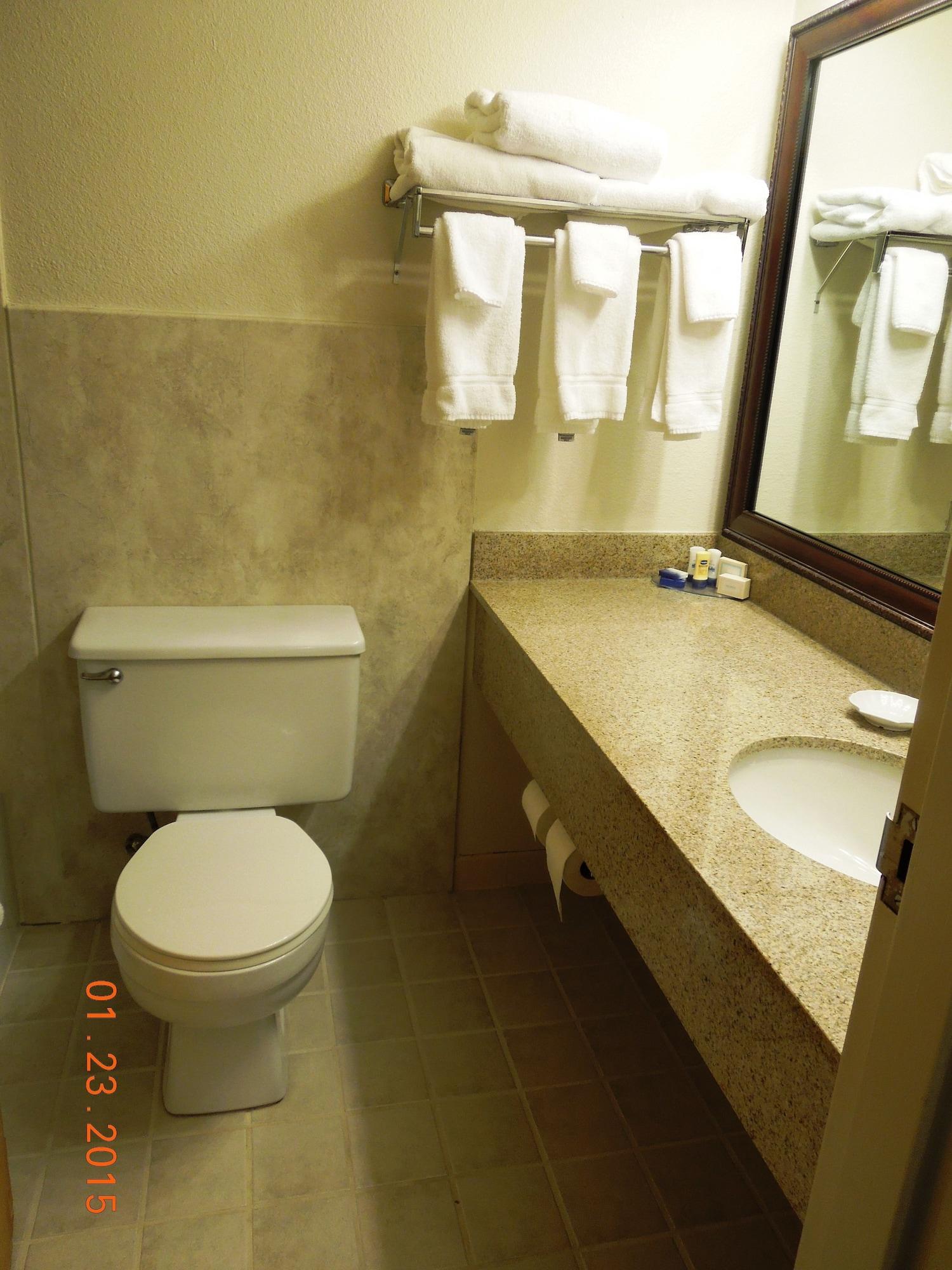 Baymont Inn & Suites Marietta Exteriér fotografie