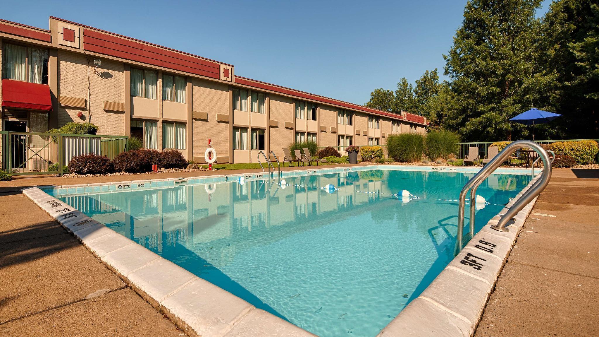 Baymont Inn & Suites Marietta Exteriér fotografie